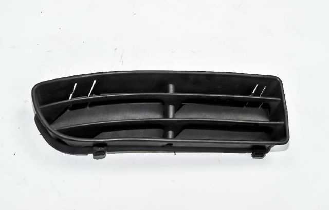 Volkswagen Bora 1997-2004 Çıkma Yedek Sis Çerçevesi,